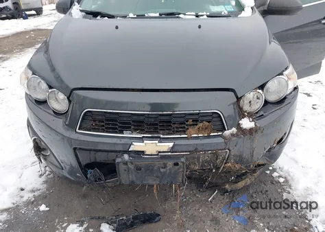 2014 Chevrolet Sonic Ltz Manual из США, поврежденный, VIN 1G1JF6SBXE4173442